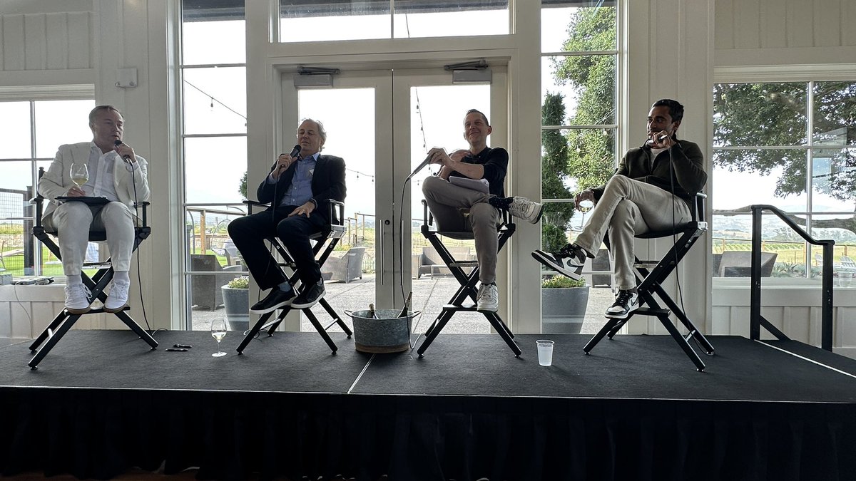 Sophia Amoruso 3.0 (@sophiaamoruso) on Twitter photo Live All In pod at the <a href="/LAUNCH/">LAUNCH</a> Angel Summit with <a href="/Jason/">@jason</a> <a href="/DavidSacks/">David Sacks</a> <a href="/chamath/">Chamath Palihapitiya</a> <a href="/friedberg/">david friedberg</a> 🔥 Live All In pod at the <a href="/LAUNCH/">LAUNCH</a> Angel Summit with <a href="/Jason/">@jason</a> <a href="/DavidSacks/">David Sacks</a> <a href="/chamath/">Chamath Palihapitiya</a> <a href="/friedberg/">david friedberg</a> 🔥