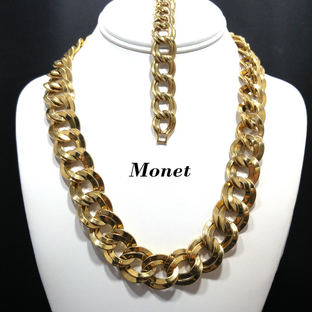 #etsy shop: Monet Wide Link Necklace Bracelet Set, Double Links, 1980s Vintage Jewelry etsy.me/3qpEsCS #gold #women #monetnecklace #monetbracelet #vintagemonet #vintagejewelry #vintagenecklace #vintagebracelet #goldplated