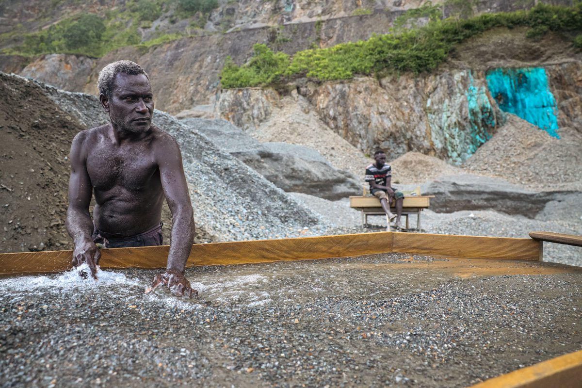 Tim Swanston tweet media