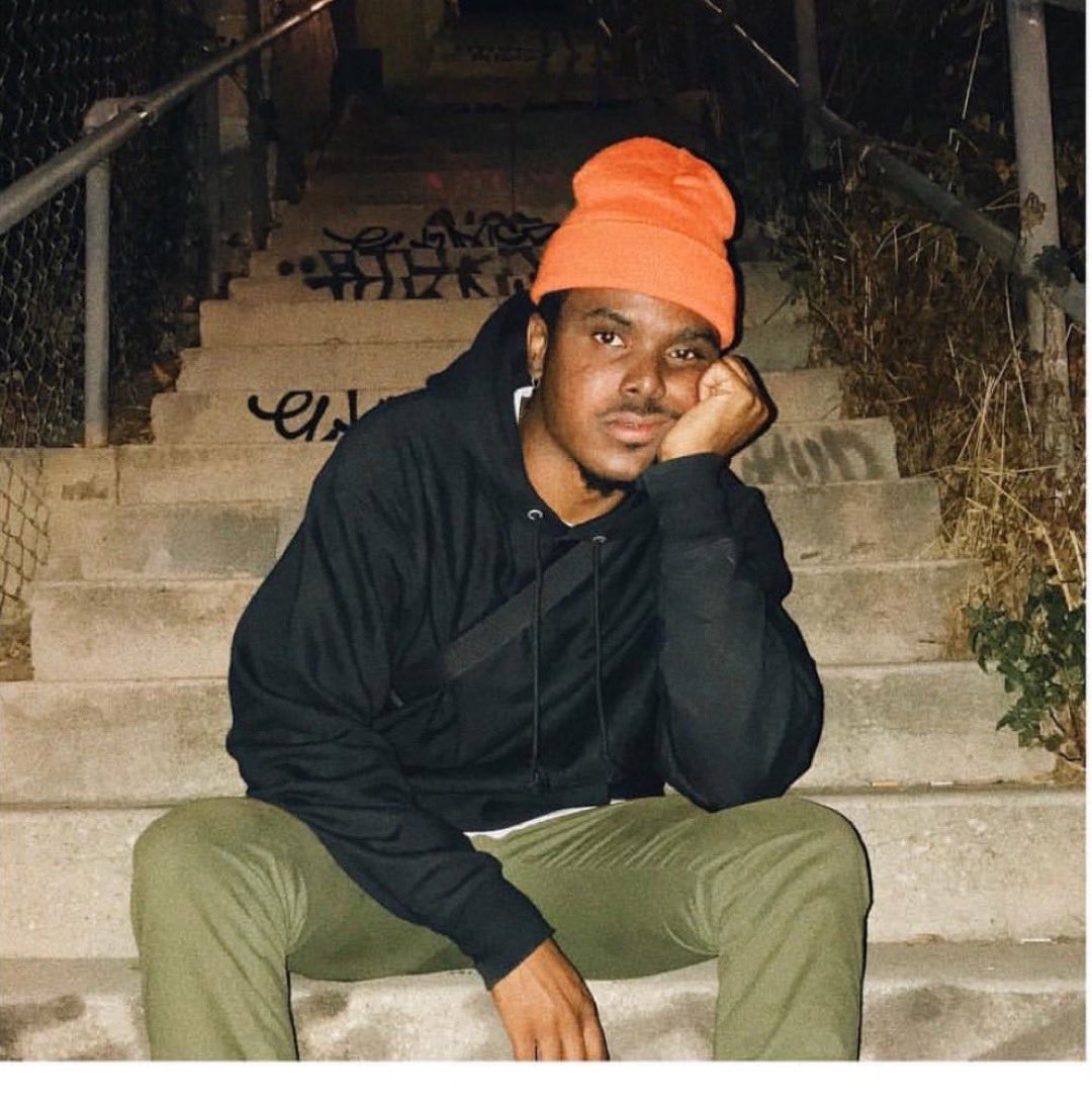 Please 🛑 Stop And Pray fervently for my grandson Baile’ McDavid who has a  mysterious skin illness with no real medical relief. Right now it’s a medical mystery of sorts ravishing his body and health. I'm asking people who really pray, to do so.
🙏🏿🙏🏿🙏🏿