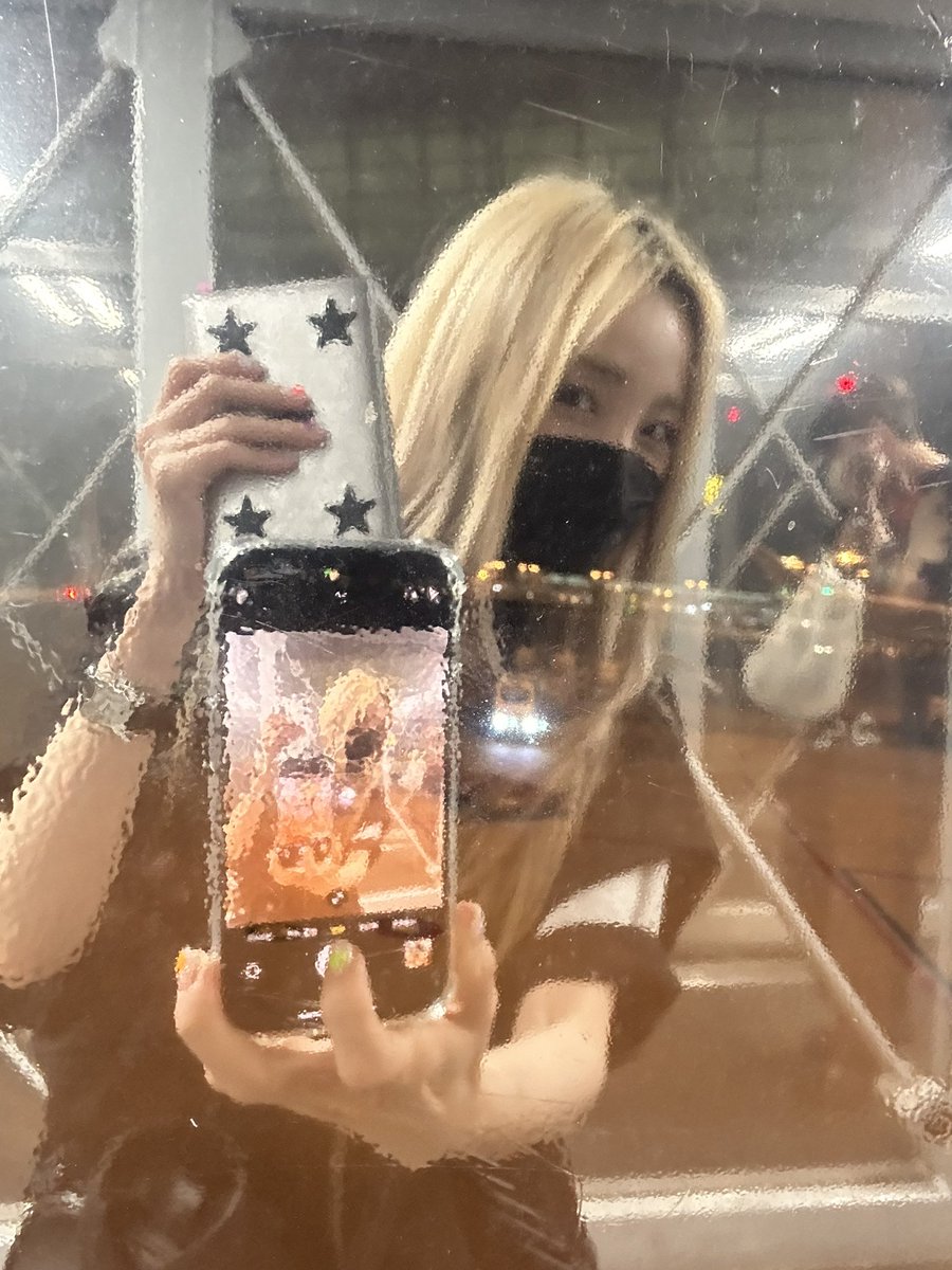 WELCOME BACK, DARA 🫶

LOOK: Sandara Park reveals she’s in Clark, Pampanga, her first time visiting the Philippine destination. | 📷: Park/Twitter