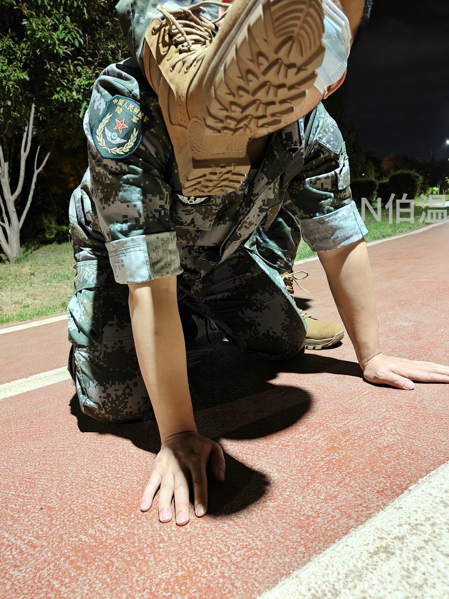 nbtemperature's tweet image. 户外能舔的更卖力