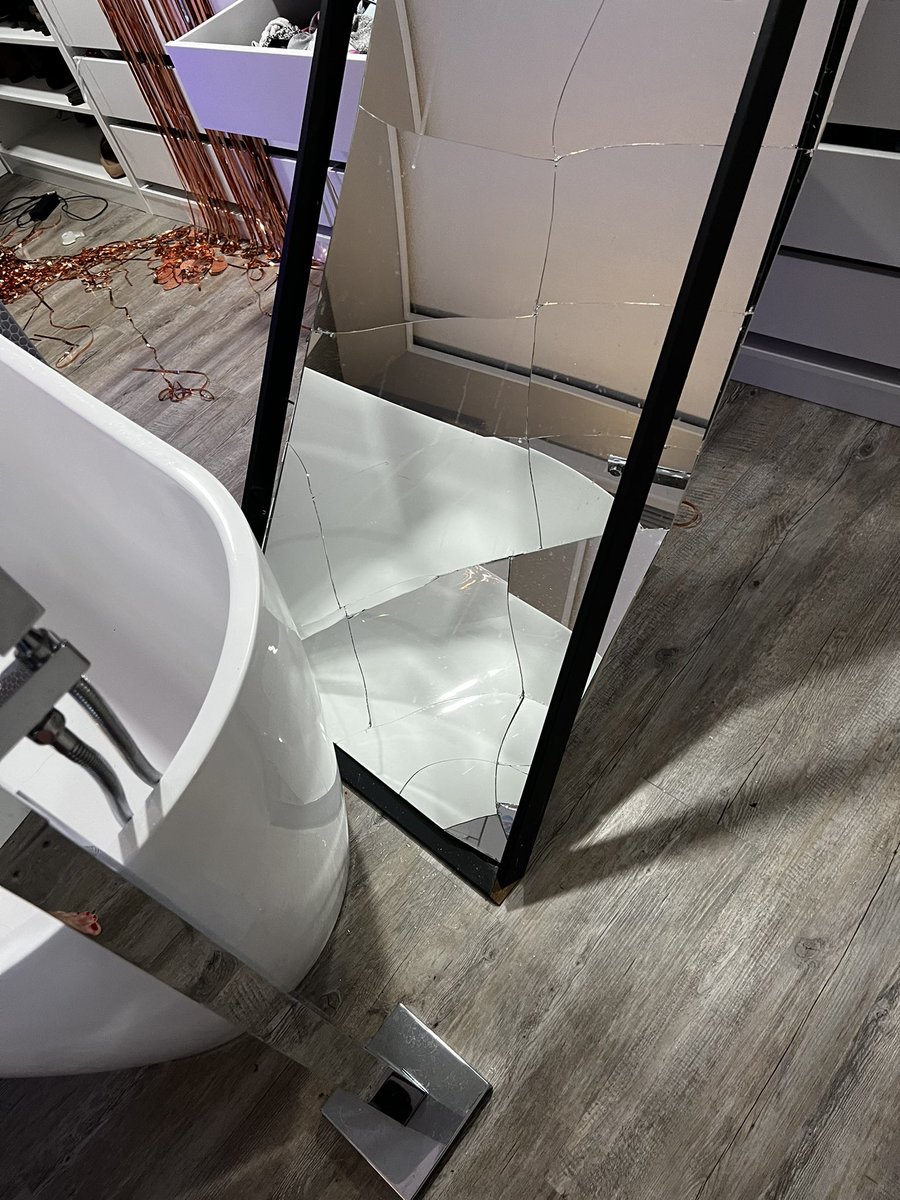 TheNicoleT on Twitter: http://Twitch.tv/TheNicoleT the new and the old