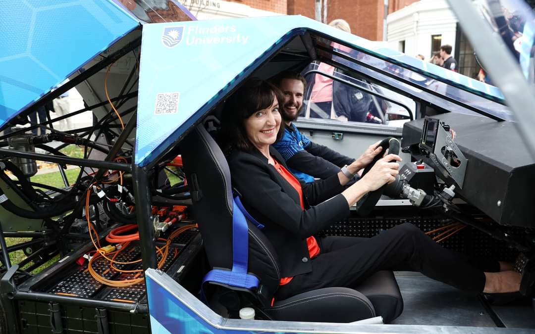 FlindersSolar's tweet image. Thank you to our team members, the @worldsolarchallenge, the hon Susan Close, our partners, and everyone else that came to the launch of the BWSC! Great to meet the other members from the AUSRT, @ascend_wsc, and the SASVA. We wish you the best for October! #WorldEnvironmentDay