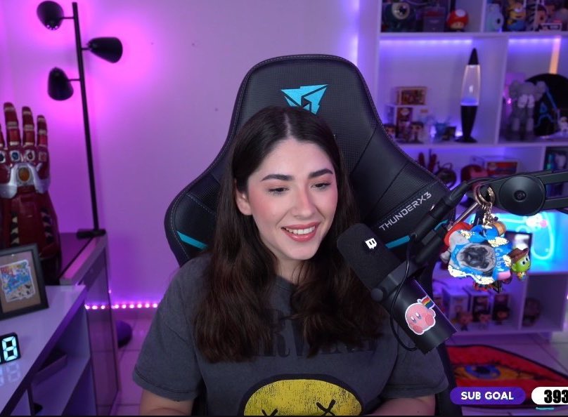 Gracias por el stream de hoy lic, la quiero mucho 💓