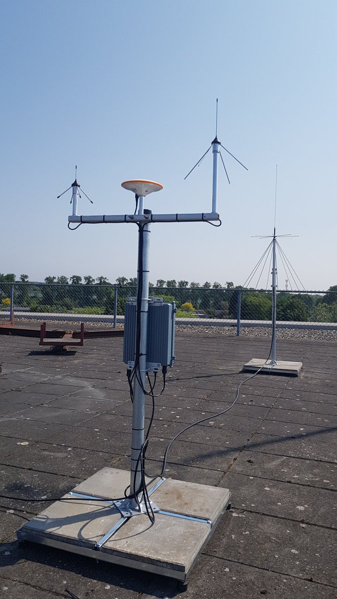 Yesterday this <a href="/tiny__GS/">tiny.GS</a> <a href="/SatNOGS/">SatNOGS</a> and #GNSS #RTK ground station got installed at <a href="/HANnl/">HAN University of Applied Sciences (HAN)</a> for my Embedded Systems Engineering students.