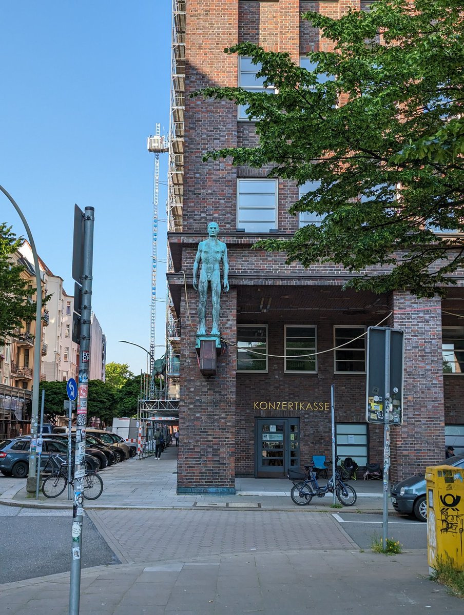 Morning from Hamburg for #AIX2023. It's a sunny morning and can't wait to get started...