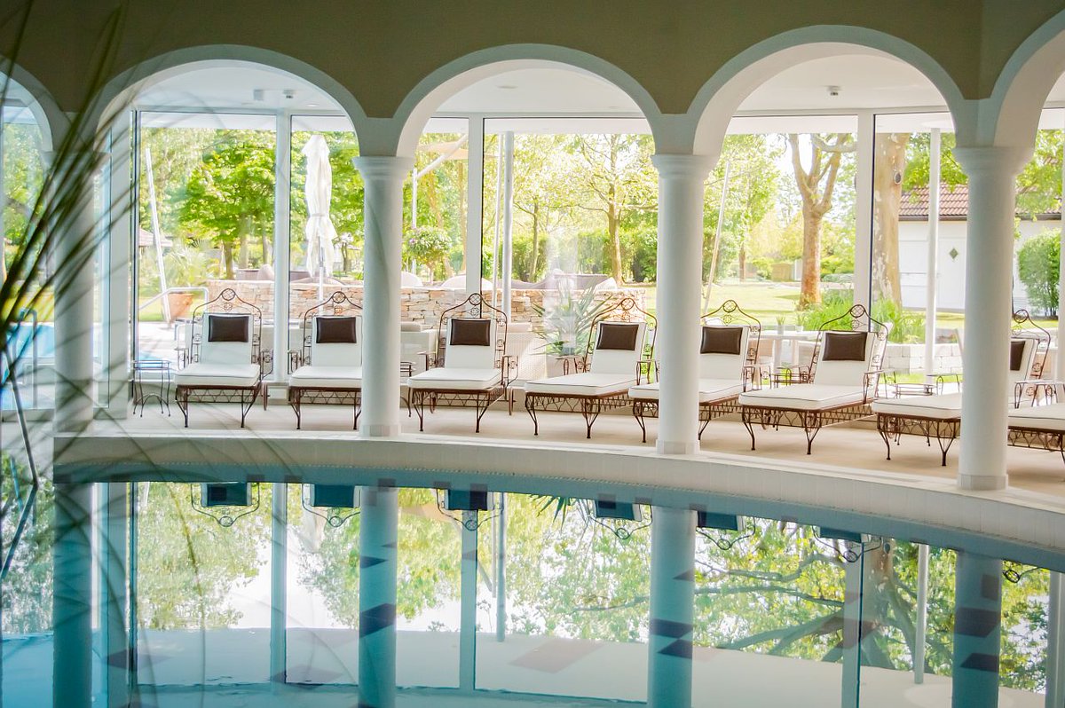 Ob Luxus-Urlaub oder Wellness-Wochenende, Aktivurlaub oder romantische Tage mit dem Partner … 💕im <a href="/VVPannonia/">Vila Vita Pannonia</a> findet garantiert jeder das richtige Angebot.👉tinyurl.com/VilaVitaPannon…📸: <a href="/VVPannonia/">Vila Vita Pannonia</a> 
#leadingspa #leadingsparesorts #vilavita #vilavitapannonia #hotel #wellnesshotel