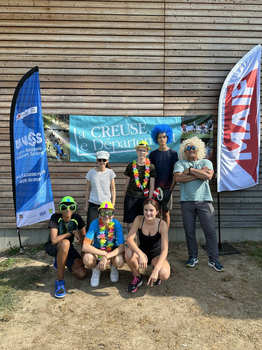 unss_23's tweet photo. Photo des équipes lors de leur arrivée le 5 juin aux championnats de France de badminton Etablissement et Sport partagé à Guéret !
(Partie 10) https://t.co/uRoehyGcEi