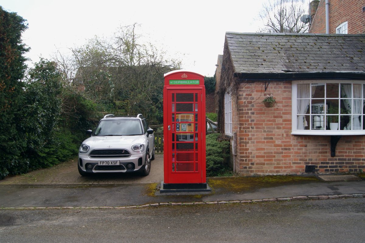 #TelephoneboxTuesday

Rotherby ☎️