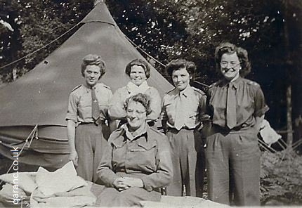Two known members of QAs who were at the D Day landings include Lt Col Maureen Gara RRC & Miss Gill Basant MBE. Others soon followed including Becky R Hilda Sharpe with Keirl Green Anne & Matron Normandy QAIMNS who are in this photo. 
Read more at qaranc.co.uk/d-day-normandy…
#DDay