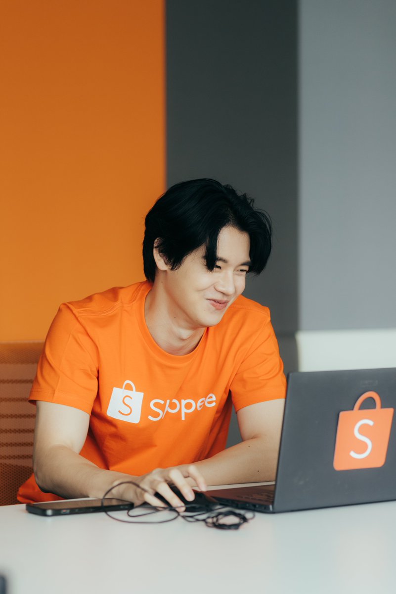 ShopeeTH's tweet photo. ใครรักต้าวตาหยีบ้างงับบบ 😍

#66ShopeeYin  
ShopeeYin Takeover https://t.co/S64ri9MzwH