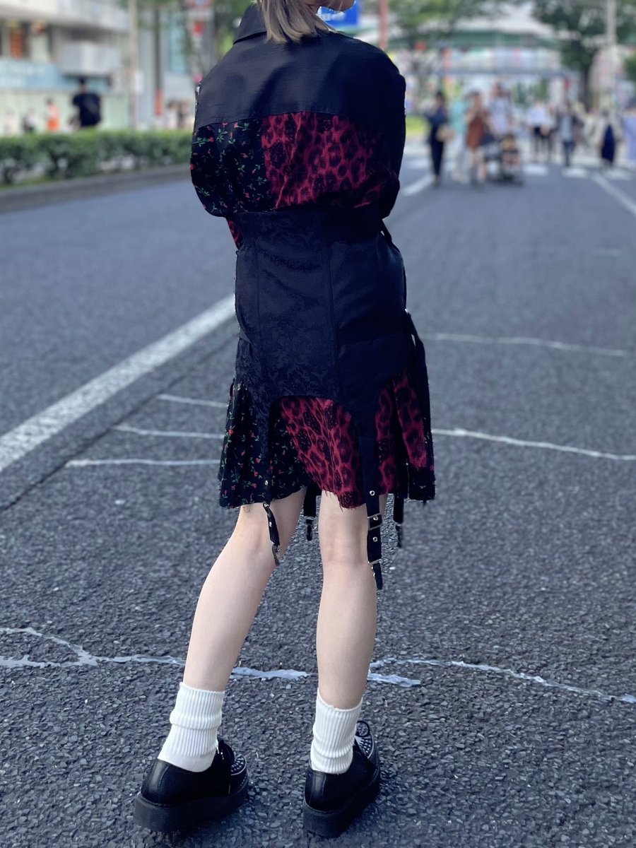 boysintheband10's tweet photo. 🍒PICK UP🍒
shirt ෆ˚*
rurumu: 22AW
patch work oversized shirt
https://t.co/LzBp0ieGDf
corset ෆ˚*
rurumu: 23SS
fan lacing corset
https://t.co/9ZJkbOCWha
#rurumu
#22aw
#23ss
#boysintheband
#boys_in_the_band https://t.co/bcLI6GpeJJ