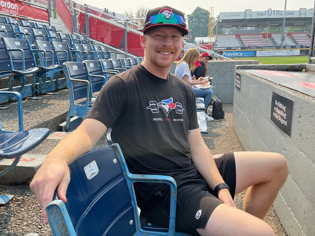 AveryChenier's tweet photo. My Alek Manoah replacement? Sam Ryan.

Has only pitched 4 games above High A and hasn't had a start in two years, but I know he'll try hard and have fun and that's all that matters. Do the right thing @BlueJays https://t.co/5FGBE2E2Ku
