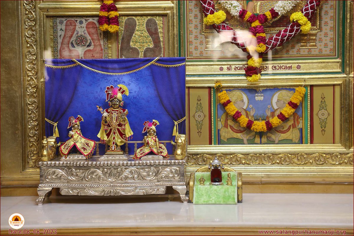 Darshan : 06-06-2023
Hello Devotees
Jai Shri swaminarayan
Shringar Darshan of Shri kashtbhanjandev hanumanji Maharaj Salangpur dham.
salangpurhanumanji.org
#swaminarayan #inspiration #quote #salangpur #yagya #hinduism #festival #hindu