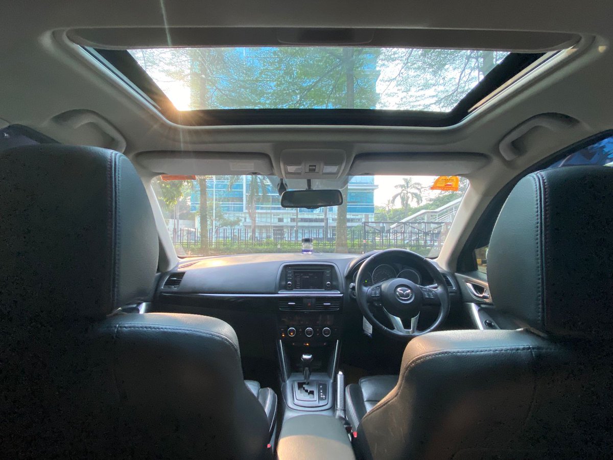 MasMasBiassaa's tweet photo. Tibakno Wipere Iso Nyala Dewe, Ndeso Tenan Aku, wkwk

Mazda CX5 2.0 Touring A/T 2013
- Lengkap
- Sunroof
- Jok Elektrik 10 arah
- Cruise Control
- Seat Heater
- Adaptive Lighting System
- Auto Sensor Wiper &amp; Lamp

185jt Nego

https://t.co/tBSJVBvrxj
https://t.co/yhxlFj3QKM https://t.co/XGmkcEjlu2