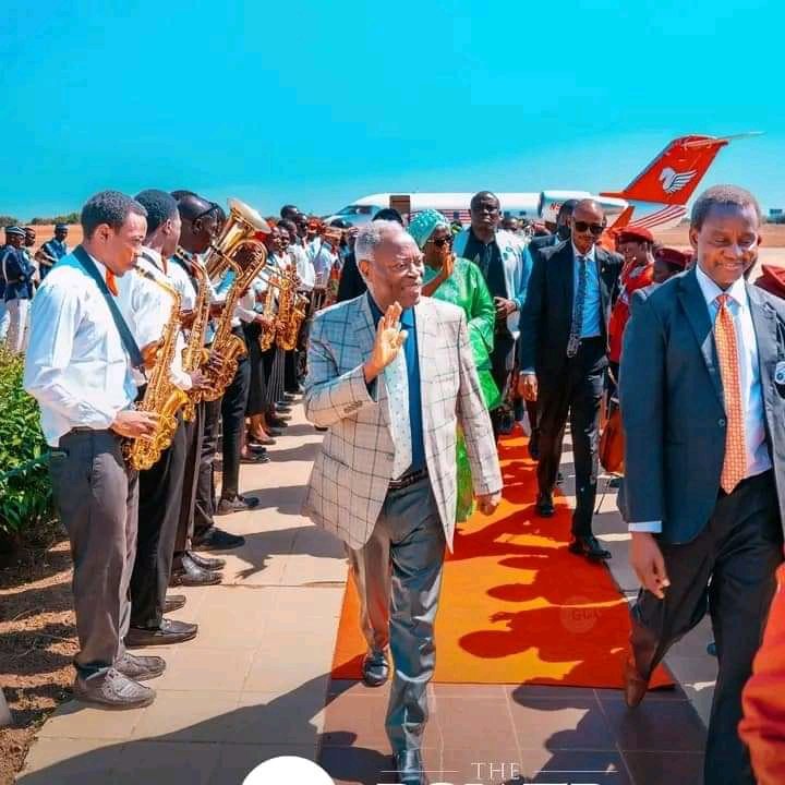 Dyoung_adults's tweet photo. A visionary, a shepherd, and a true embodiment of love and grace @pastorwf_kumuyi has consistently demonstrated the essence of Christian virtues. Today, we express our deepest admiration for your ability to lead with unwavering faith, compassion, and integrity.
#PastorKumuyiat82 https://t.co/inprYg9l1W