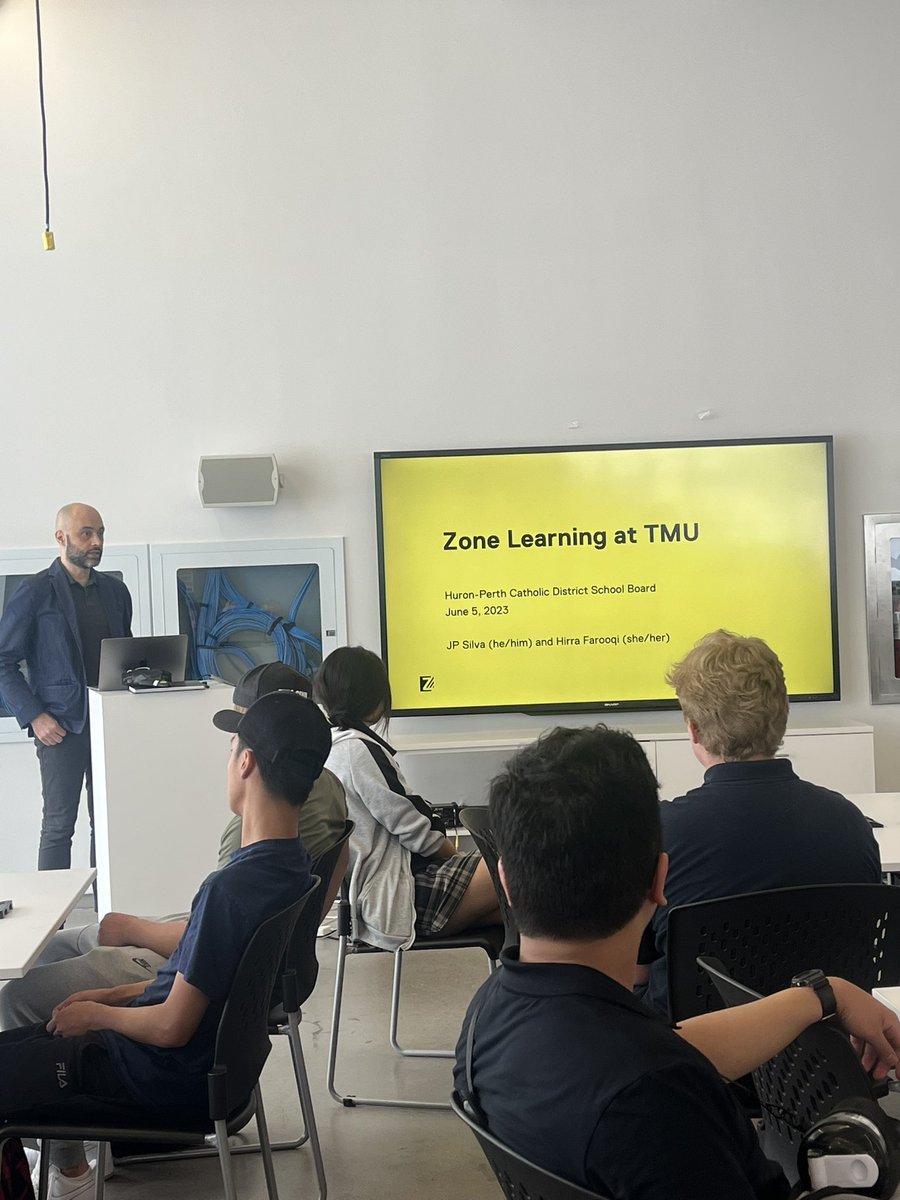 Excellent day of learning w/ future entrepreneurs! Ss learned about business opportunities at the <a href="/HockeyHallFame/">Hockey Hall of Fame</a>  archives, toured <a href="/TorontoMet/">Toronto Metropolitan University</a> &amp; discussed harnessing your curiosity &amp; passion through business ventures in your chosen field. <a href="/HPCDSB/">Huron-Perth CDSB</a> @StMikesCSS <a href="/diggerflan/">Mark Flanagan</a>