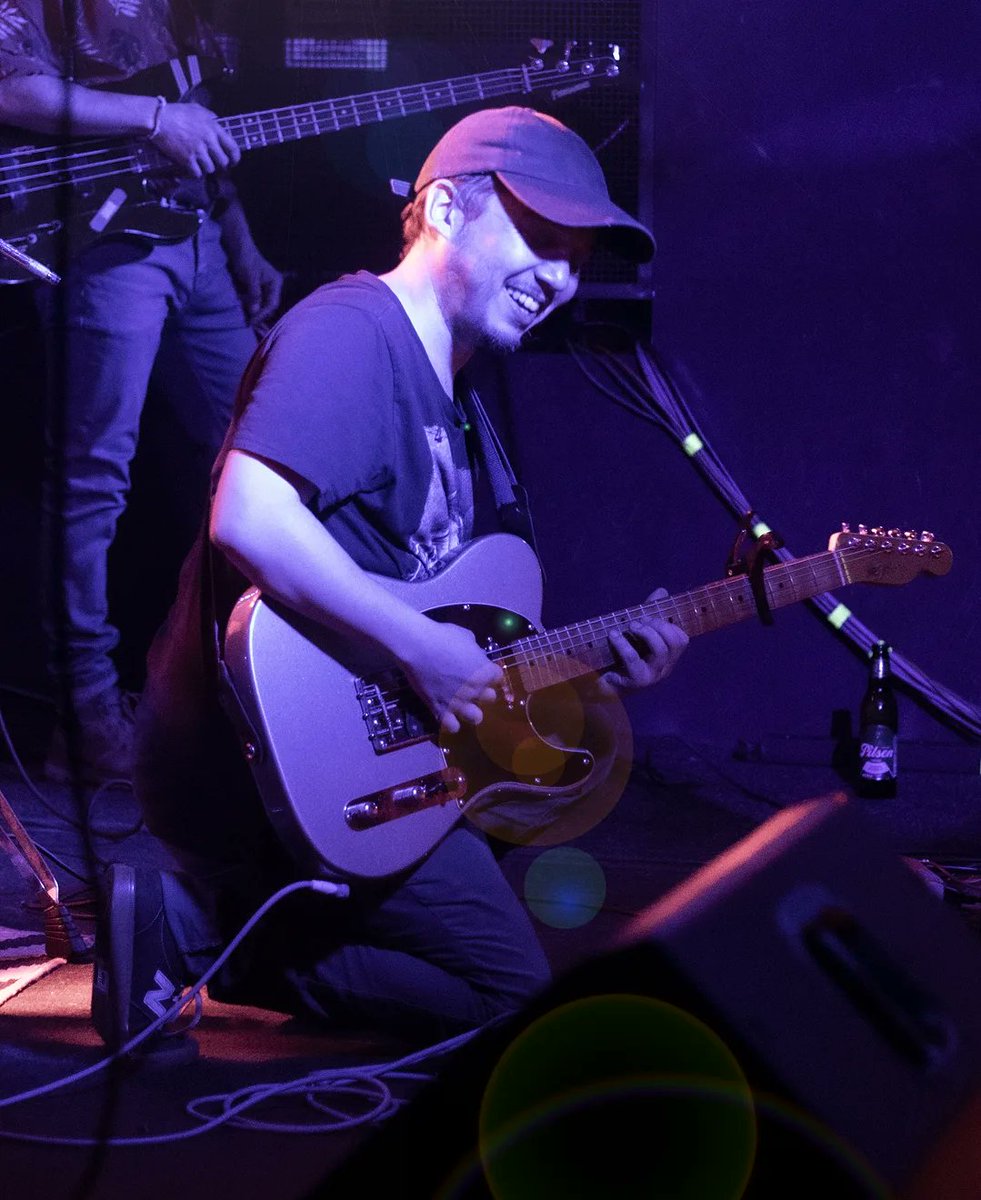danielefecto's tweet photo. #PatioSolar 🇨🇱 | 03.06.23 - Vichama Conciertos | https://t.co/ULf1waF97I 📸

Los conciertos se vuelven especiales cuando la conexión entre la banda y el público se da desde el primer minuto; y así fue este show: emocionante, sentimental, una fiesta de principio a fin, increíble! https://t.co/kJwwoTqOJl