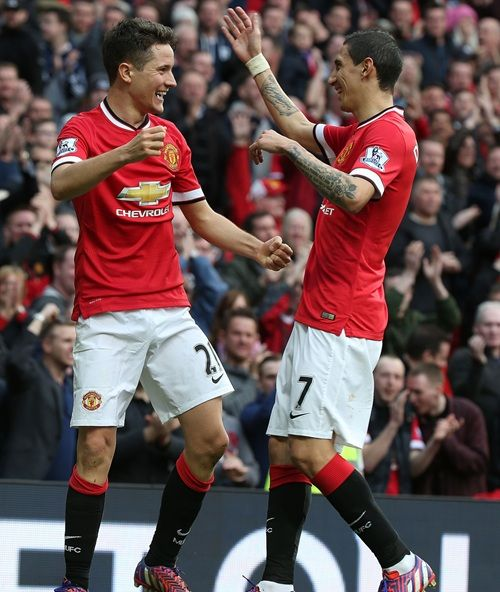 🗣️ Ander Herrera on Di María at Manchester United: 'Van Gaal had an idea of football with possession, few turnovers. I remember a game was ending and Van Gaal was watching the video and said: 'Ángel, you lost this ball'. But if Angel doesn't lose them, who is going to lose them?'