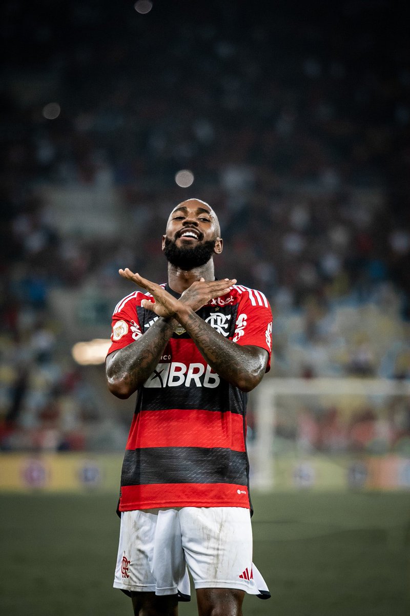 Executamo os cara. 🙅🏿‍♂️

📸: Equipe RaFla Mello | <a href="/click__mj/">Matheus Sanches | ClickMJ</a>