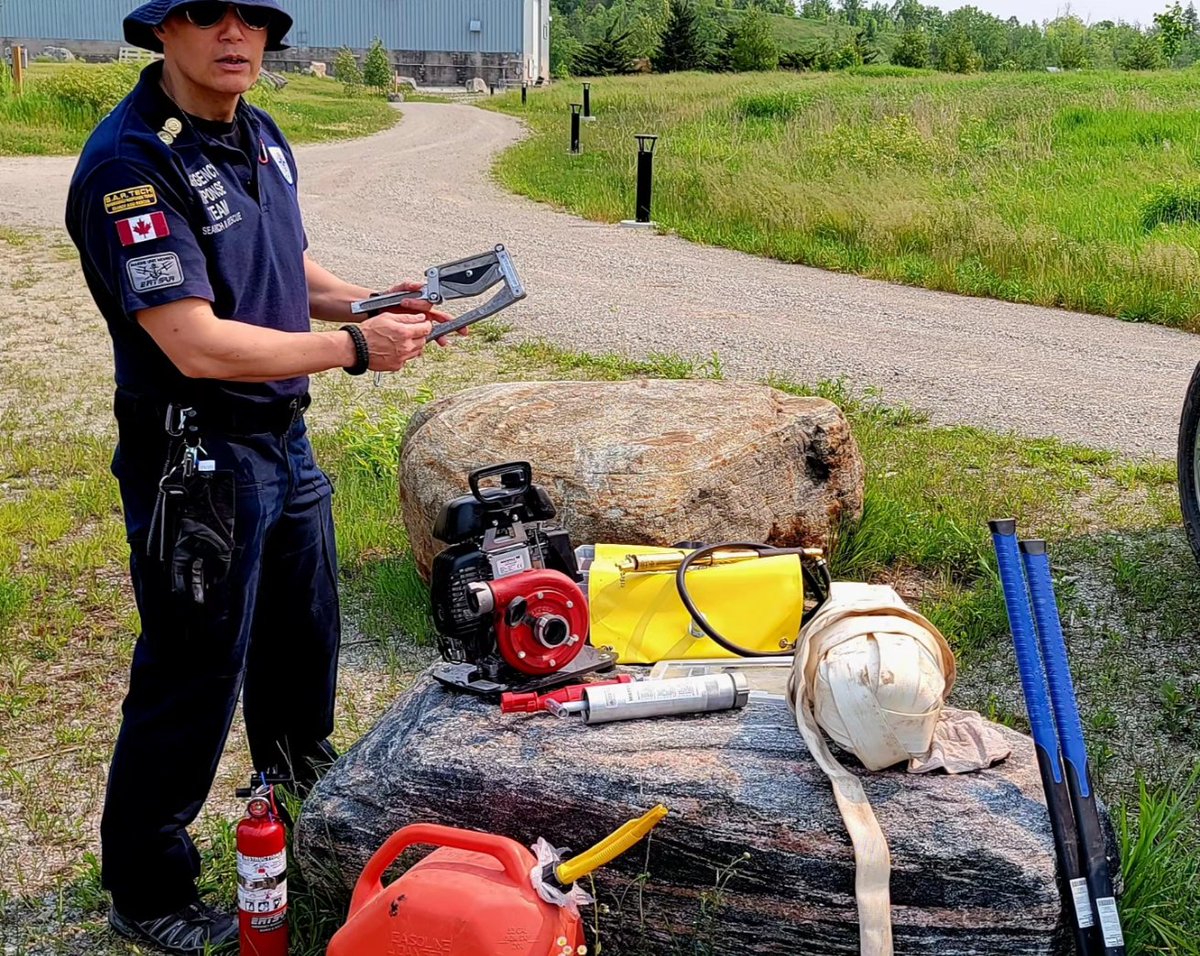 ERTSAR's tweet photo. Our ERTSAR Wildland Fire Crews were our training this past weekend. 
•
Usual uniforms change from blue to Nomex Yellow and blue & to NFPA 1977 standards. 
●
#wildland #firefighter #wildfires #wildlandfire 
#bushfire #grassfire #firerescue #Fire #wui #firedepartment #rescuer #firstresponder #police #medic #community #publicsafety
#yellowcard #redcard #packtest #nfpa1051 #nwcg #s130 #S190 #S230 #engineboss #S131 #SquadBoss #crewboss 
•
ERTSAR | Emergency Response Team SAR 
@ERTSAR