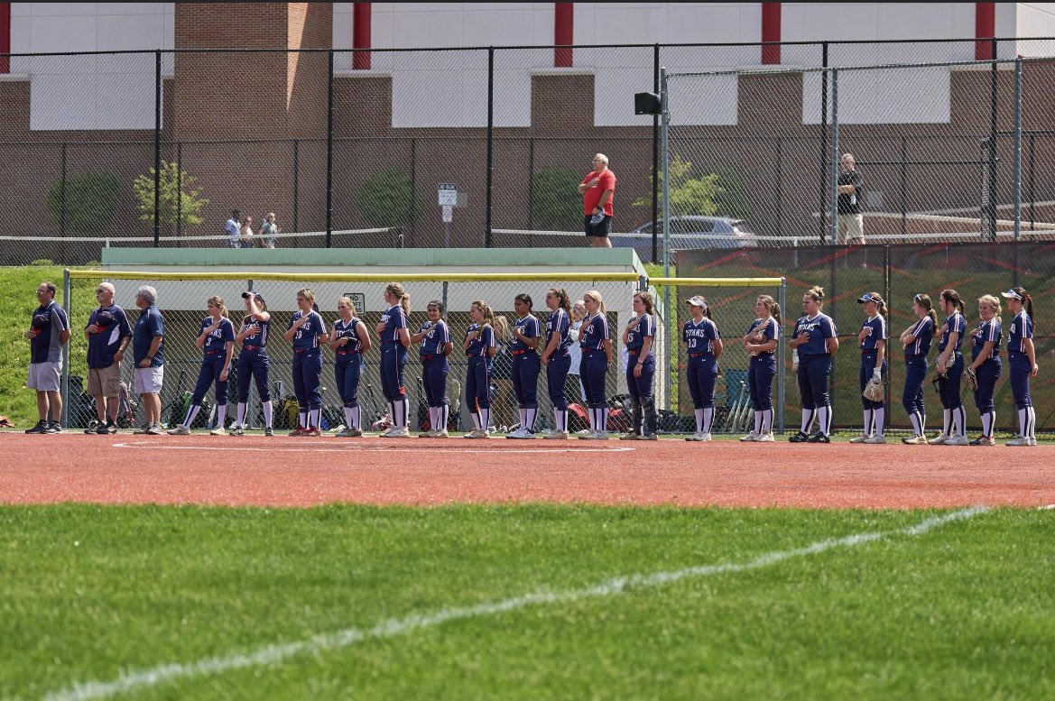salts2020's tweet photo. Your Lady Titans win their first PIAA game of the szn 2-1🥎🥎Bomb by Emily spears to put us in the lead 2-0💣💣Next up REMATCH against Trinity with time and field TBD. https://t.co/fdbXFcNilR