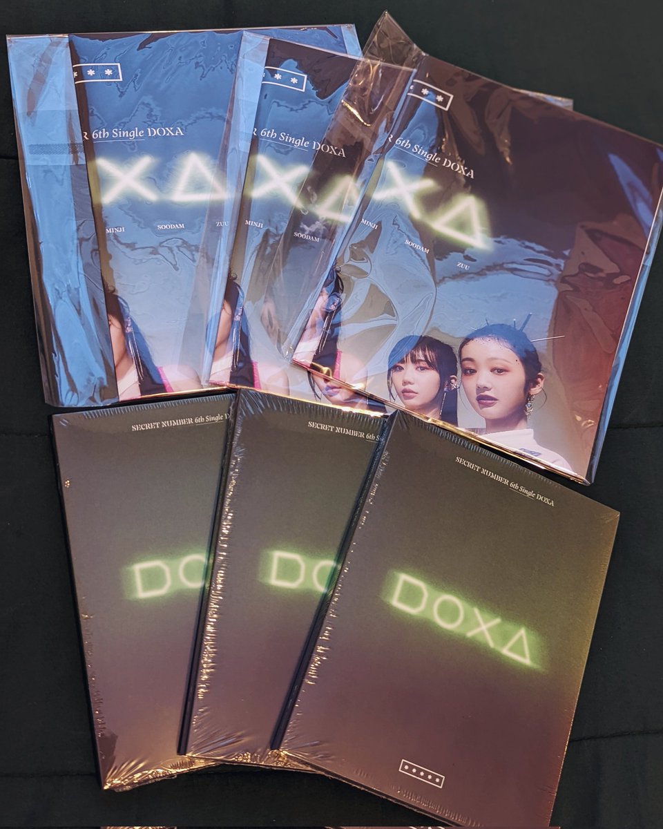 Ohh yea!! They finally arrived 😍💚
Unboxing very soon and i hope to get lucky with Dita PC's 😂 #DOXA
#SECRETNUMBER #시크릿넘버