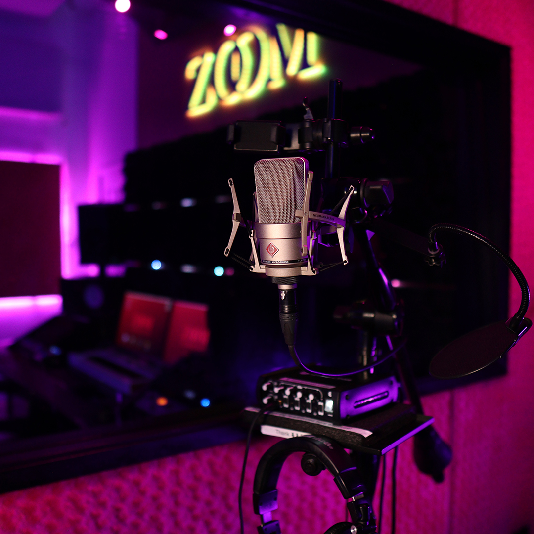 Take your music to new heights with us. Book your recording session today. 🚀🎶
.
.
.
#ElevateYourMusic #artist #NewHeightsRecording #art #MusicMastery #zoomrecording #UnleashYourSound #Studio #Sessions #RecordingRevolution
#zoomrecordingstudio #music #recordingstudio