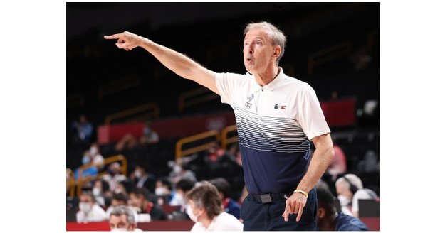 EquipeFranceOff's tweet photo. En ce 6 juin, nous souhaitons un joyeux anniversaire à Vincent Collet. L'actuel sélectionneur de l'équipe de France fête ses 60 ans aujourd'hui. #basketball #vincentcollet #equipefrance #anniversaire #AllezLesBleus #tousensemble https://t.co/54871UnhKo https://t.co/k0zcde7Gvc