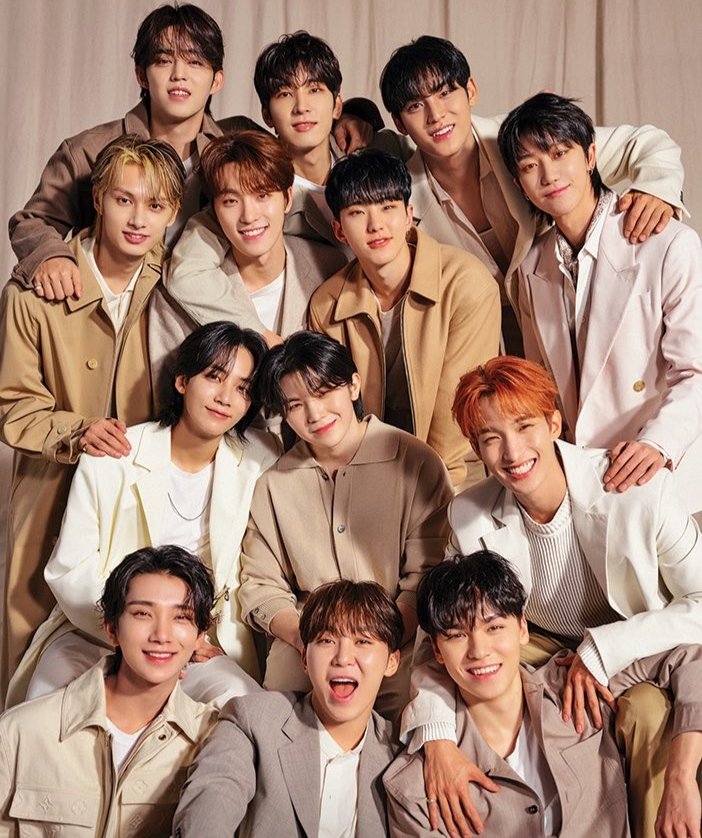 moonlover_13's tweet photo. my 25 loves in question..💜💙💚 https://t.co/UAAWAtzdtt