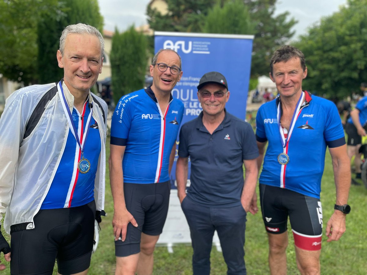 Once again a fantastic experience summiting Mt. Ventoux with, among other colleagues, Alexander de la Taille, current president of the AFU, and Bernard Hinault. It is always a privilege to 'ride against prostate cancer' with @AFUrologie.