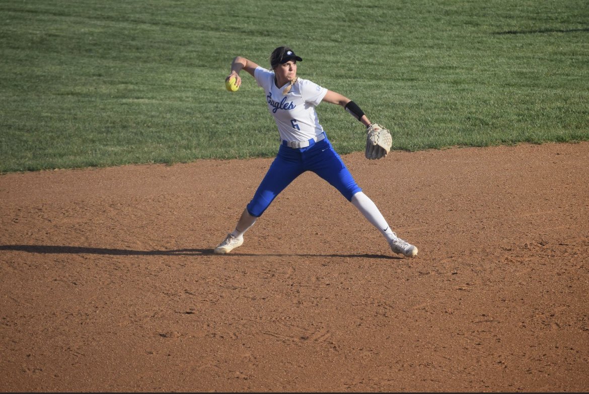 Columbia Softball (@chssoftball_1) on Twitter photo Congratulations to our three athletes who were named to the 2023 Cahokia Conference - Mississippi Division All Conference team! 
Karsen Jany 
Jay Brister 
Elle van Breusegen 
Way to go girls! 🦅🥎 Congratulations to our three athletes who were named to the 2023 Cahokia Conference - Mississippi Division All Conference team! 
Karsen Jany 
Jay Brister 
Elle van Breusegen 
Way to go girls! 🦅🥎