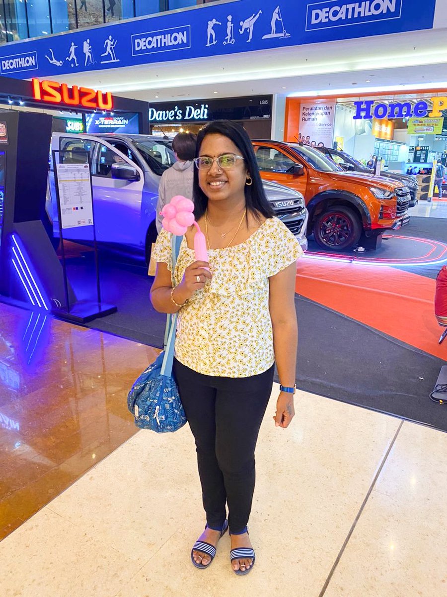 alagsaras's tweet photo. Learn the art of growing without losing your inner child. Have a great week ahead everyone 🥰. #PositiveEnergy #PositiveMindset #tuesdaymotivations #Childheart #BeHappy #ThinkDifferent #Dream #letsconnect https://t.co/ujleIZbC8X
