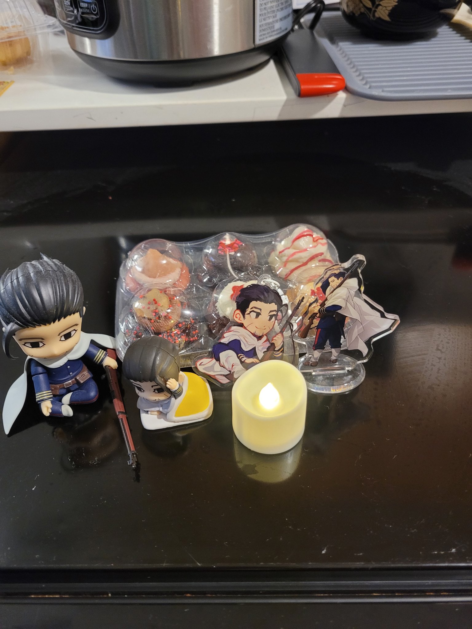  Not rivers cuomo but you should do something like this, my roommate and I sung happy birthday to him 