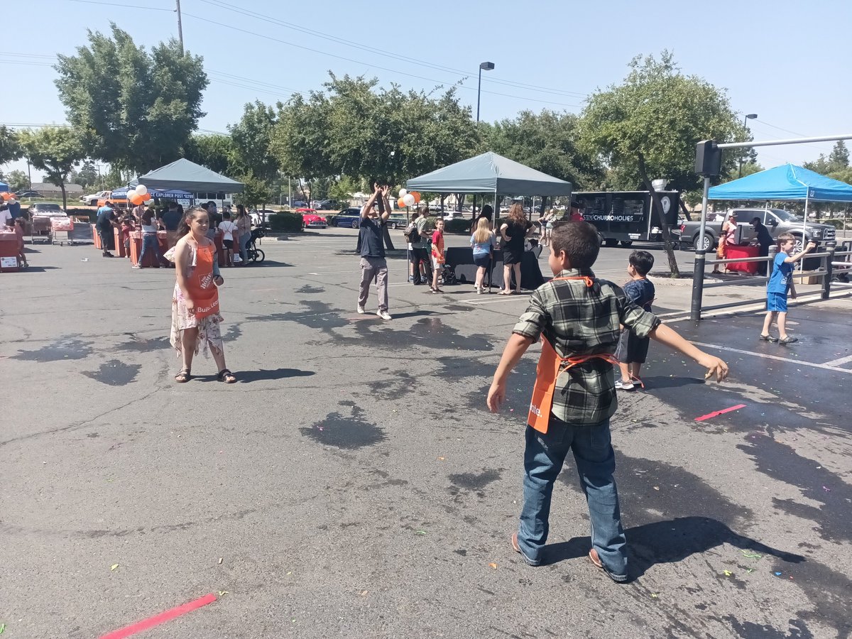 Erica76408629's tweet photo. Kids workshop 2023 June. https://t.co/RpMDAXGYZy