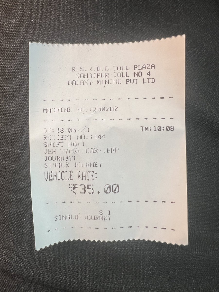 @RajGovOfficial @RajCMO taking toll amount compulsory by cash at randwa pur toll. Toll guy told ‘यहाँ कैश चलता है’ on asking why not taking via Fastag. Pls take suitable action @aajtak @ndtv