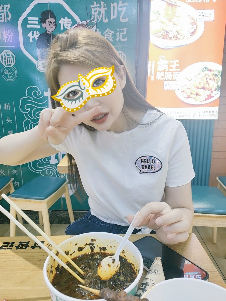 重新发下小初的日常。兄弟们明天我们去齐齐哈尔。有齐齐哈尔的单男夫妻可以联系我们呦！！！