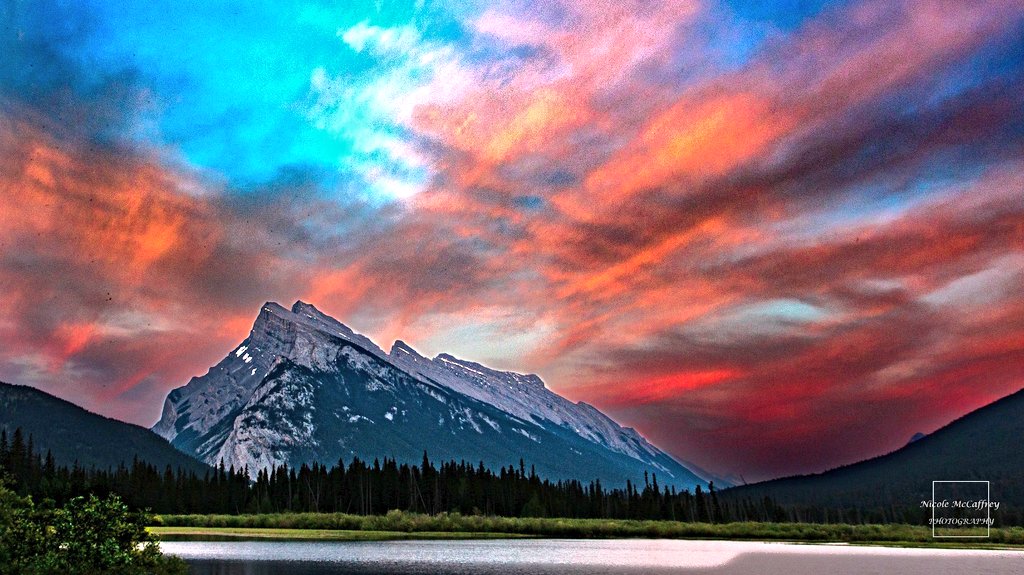NicPMcC's tweet photo. Mt. Rundle
June 3, 2023

#lightroom #lightroomedits #photography #photographer #yycphotographer #landscapephotography #mtrundle #vermilion #vermilionlakes #sunsetphotography #dusk #rededit #banff #banffnationalpark #banfftourism https://t.co/mOLSH8drgX