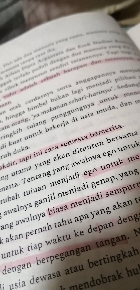 plumpycroissant's tweet image. ga au twtnya, ga novelnya, semuanya kerennn! @gurukukumba