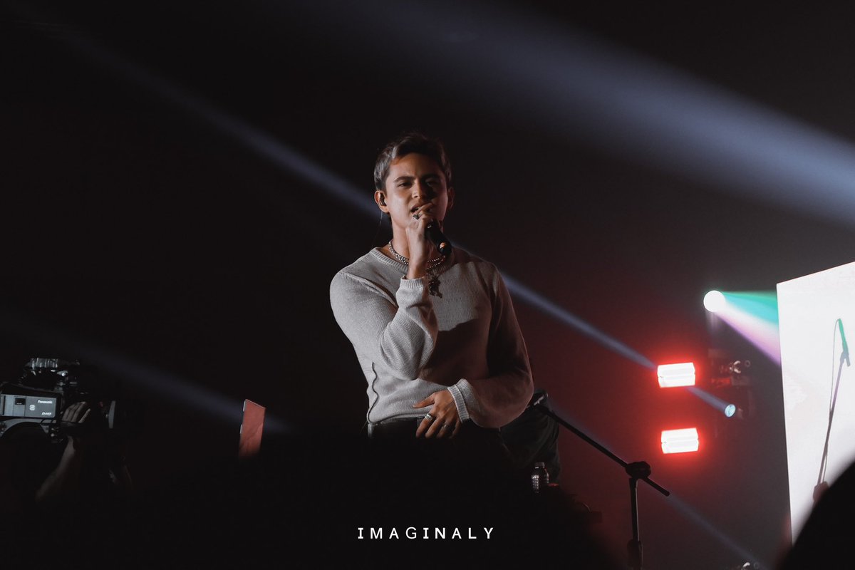 imaginaly's tweet photo. 230603 James Reid at CONQuest

Music Night 🎶

@tellemjaye 
#JAMESREID https://t.co/mL8GNBbfnr