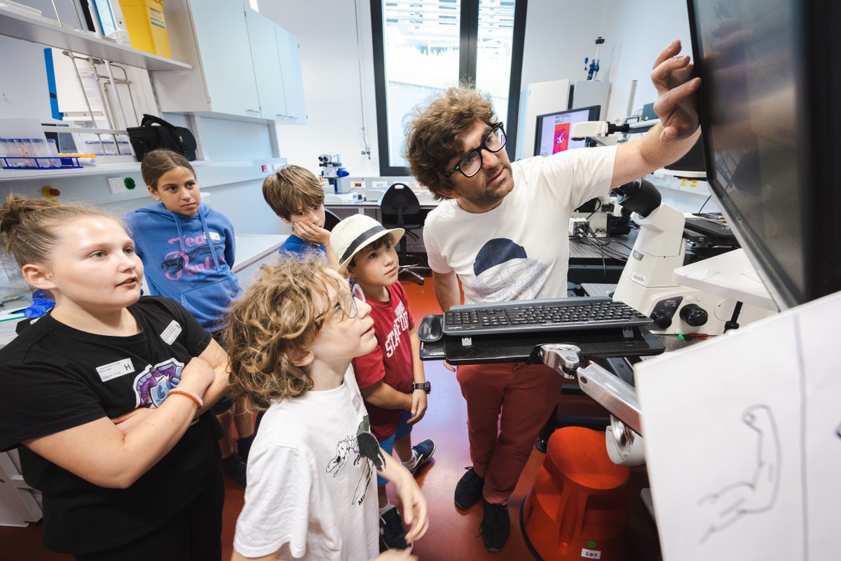ISTAustria's tweet photo. What an incredible #OpenCampusDay @istaustria!🤩 From engaging talks, thrilling experiments, lab tours, and a science show, there was something for everyone to marvel at. Thanks to everyone for making it unforgettable! 💚
📸 © Anna Stöcher | ISTA https://t.co/ryzIHsITRC