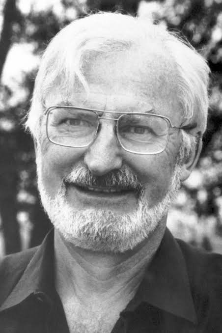 MikroMasch's tweet image. Today we lovingly remember the Swiss physicist Heinrich Rohrer, born on 06.06.1933, who invented the Scanning Tunneling Microscope (STM) together with Gerd Binnig.
#AFMProbes #AtomicForceMicroscopy #HeinrichRohrer #ScanningTunnelingMicroscopy 
en.wikipedia.org/wiki/Heinrich_…