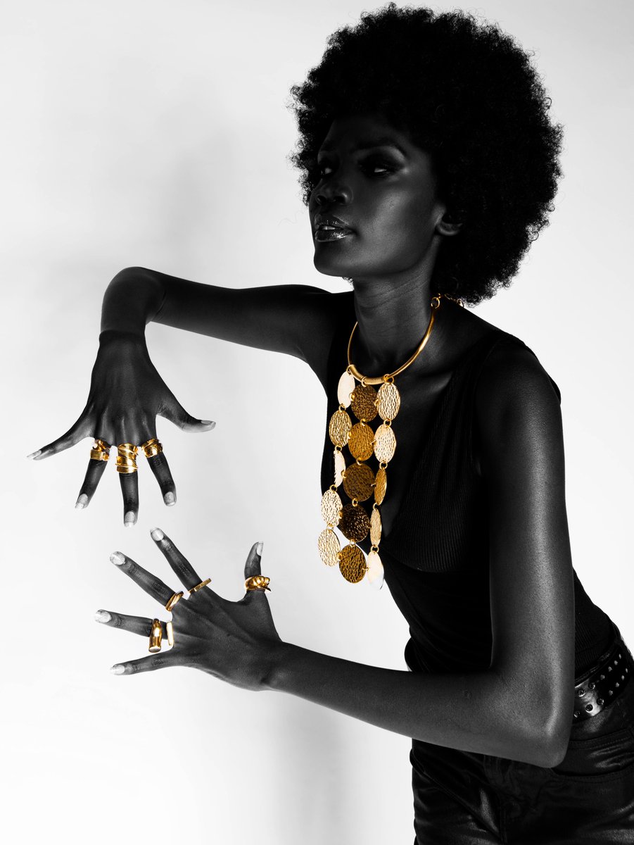 Handmade with love and passion: African brass jewelry that tells a story.

#AdeleDejak #sustainablefashion #jewellerylover #madeinKenya #handmade #brassjewellery #Africanjewellery #Africanluxury #affordablekuxury #brassjewellery #recycledbrass #sustainablematerials