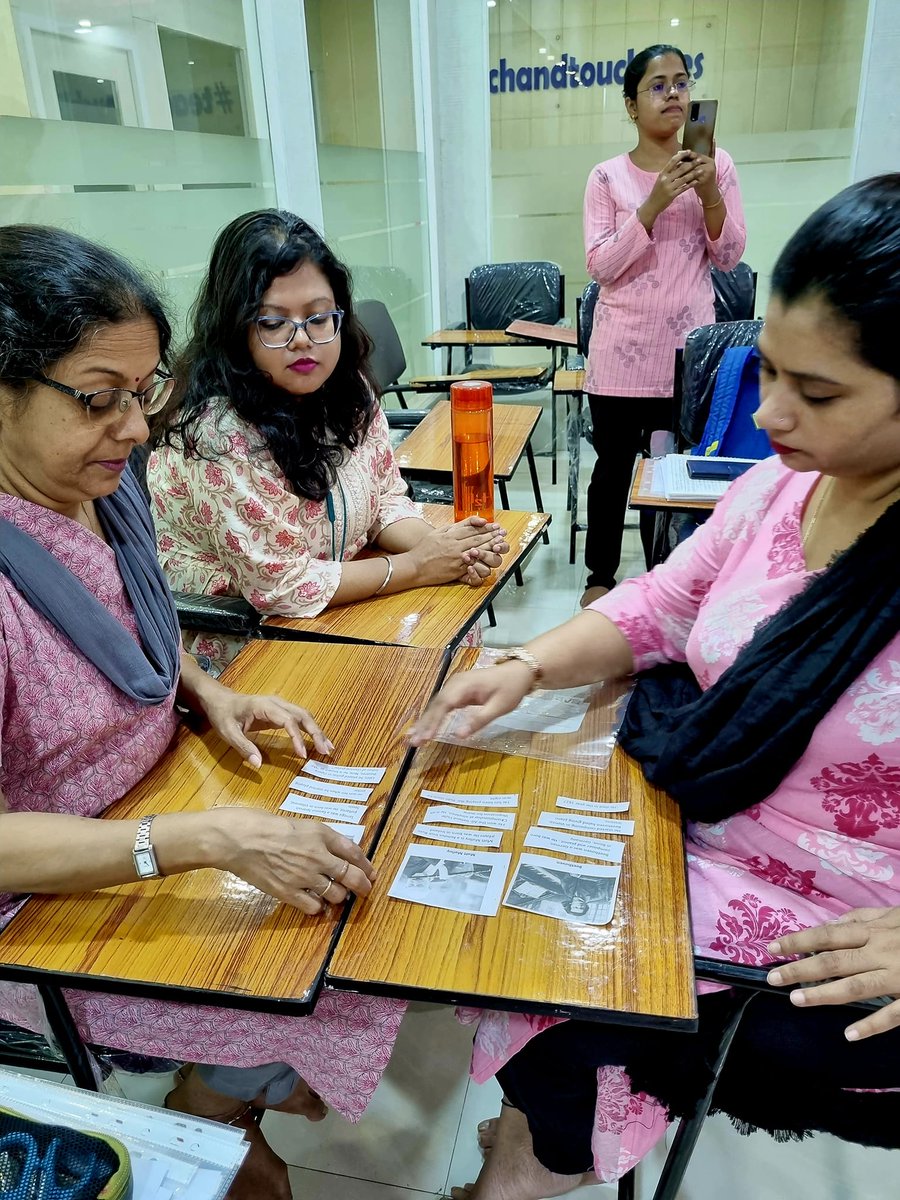 actcoursesasia's tweet image. Congratulations to everyone for their hard work and dedication. Second week of the TEFL - Kolkata batch ended on a satisfying, joyful and a contented note.

#TEFL #inclass #ReceptiveSkills #teachertrainingcourse #teachereducation 
#asiancollegeofteachers #teachandtouchlives