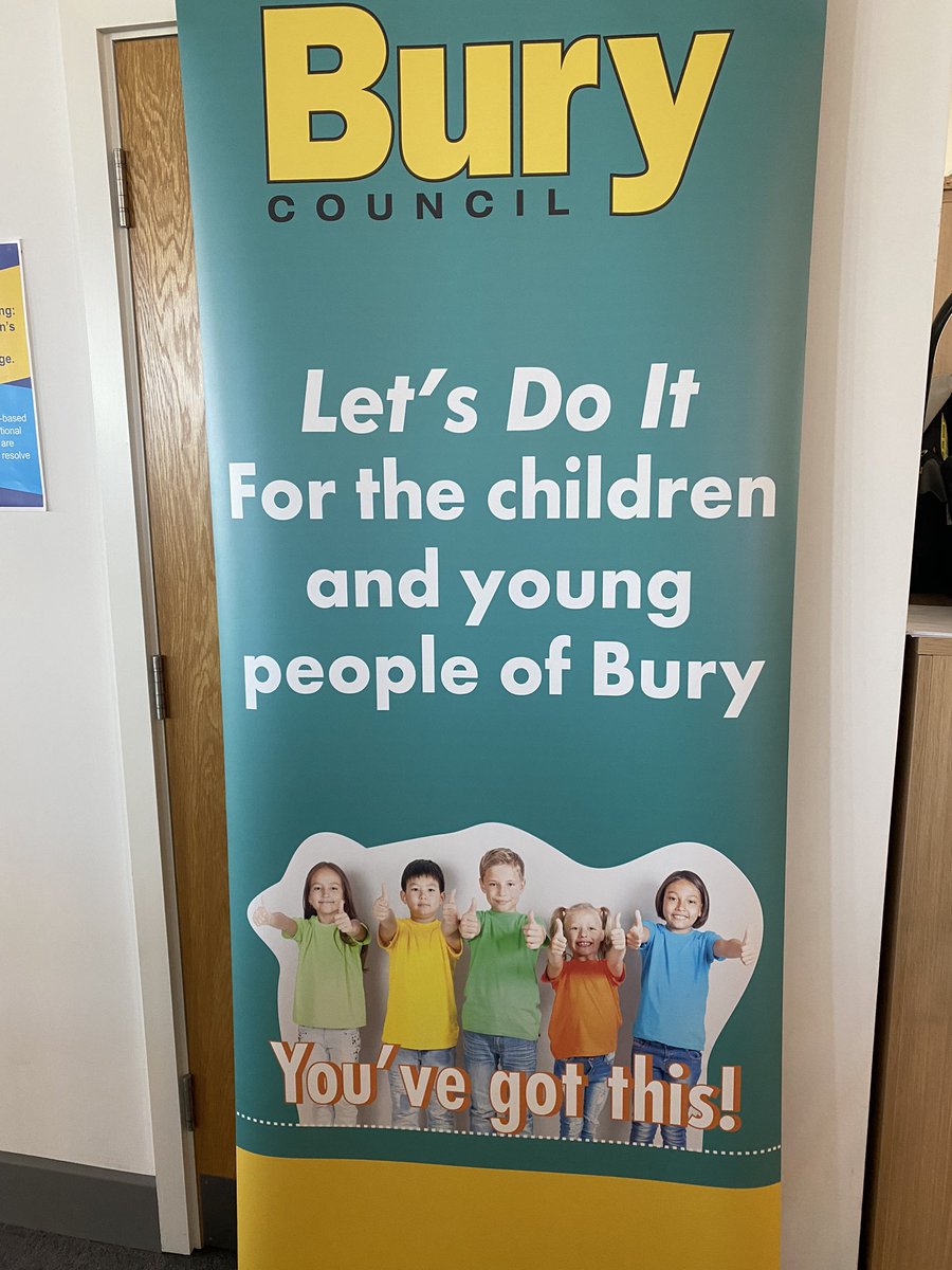 SiobhanRPatton's tweet photo. Celebrating the #familysafeguarding launch with @BuryCouncil 

Be proud of how far you’ve come and have faith in how far you can go….🌟🌟🌟🌟🌟

@FamilySafeHerts 
@LisaBFamilySafe https://t.co/Ade90ueKVJ