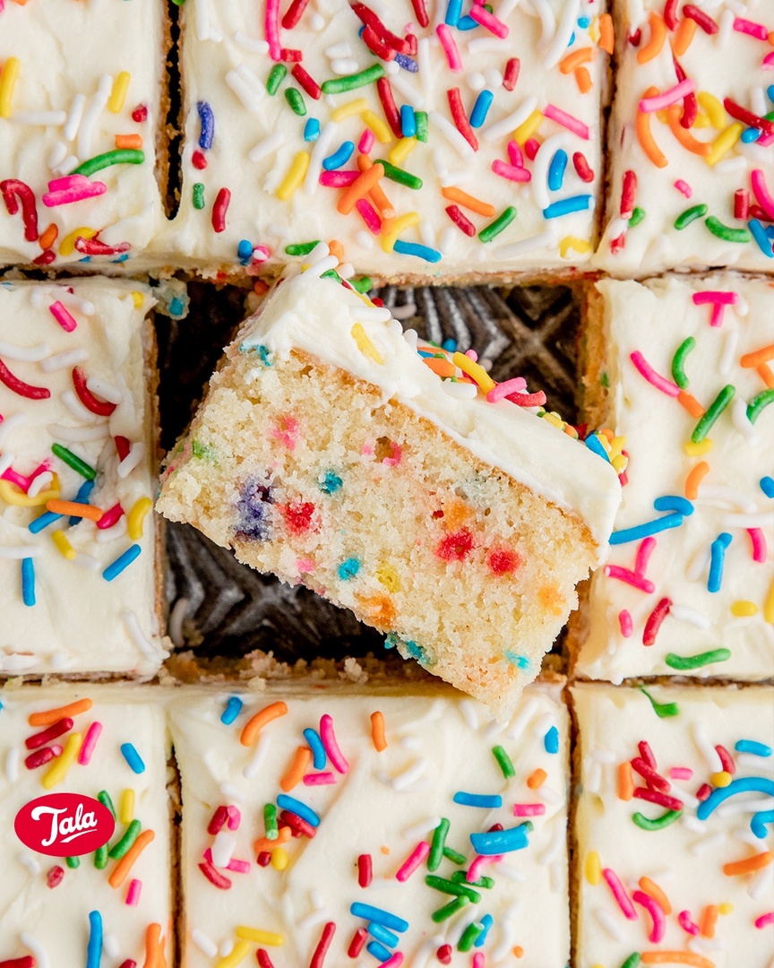 TalaCooking's tweet photo. Are you ready to bake up a classic birthday cake for a friend or loved one? 🎂😋 

Our Funfetti Sheet Cake is light, moist and sure to make your celebration extra special!🎈 

Click here for the full recipe: https://t.co/nQCpG7qWhA

#birthdaycake #funfetticake

@beabopbakes https://t.co/ad7SRhxrn8