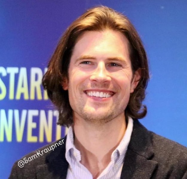 nasabuf's tweet photo. #davidberry: #extraordinarilytalented #mosttalented #tohearandbeheard #simplythebest #bestsmile #loved #respected #brilliant #humble #gracious #kind #witty #fun #sexiestmanever, inside&out #cantgetenough #neverenough #lordjohngreyspinoff credit: @SamKraupner https://t.co/ctRcaVTbo6