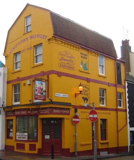 BeerDayBritain's tweet photo. The fabulous @HandBrewPub in Brighton's Kemptown neighbourhood not only has delicious beers brewed by @katemhyde and a top ranking Toads team, but it is also a fine place to join the national #CheersToBeer at 7pm on Beer Day Britain June 15th. https://t.co/CRTh4d0GsJ