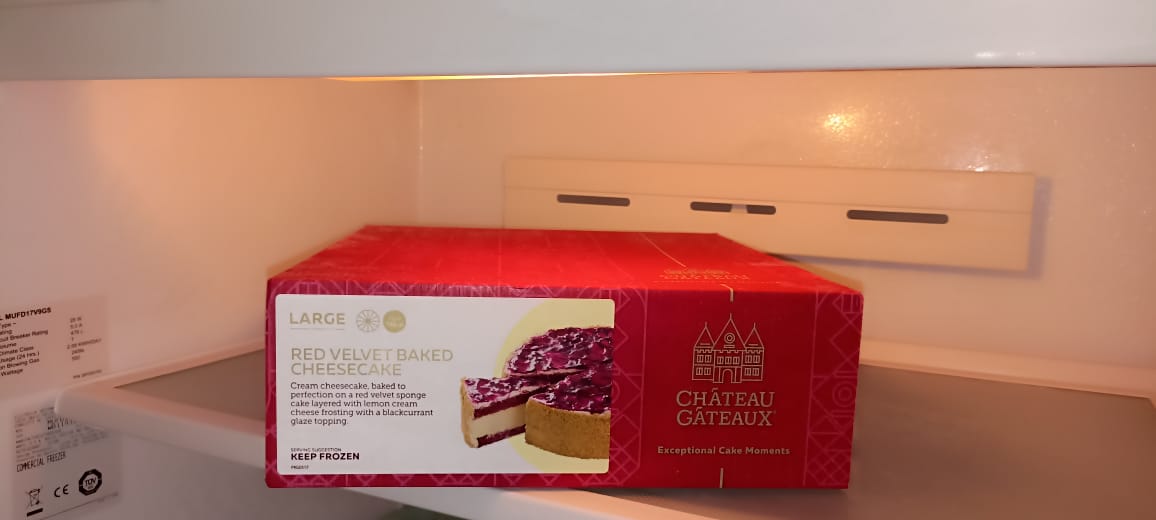 TiniStylist on Twitter "This man bought me this cake in Durban and